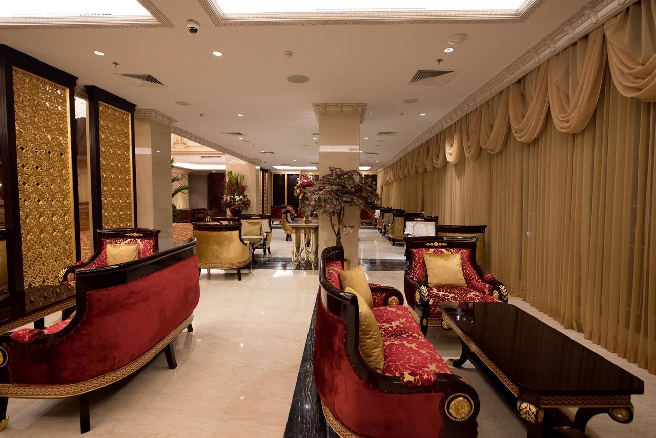 Myko Hotel & Convention Center Макасар Экстерьер фото